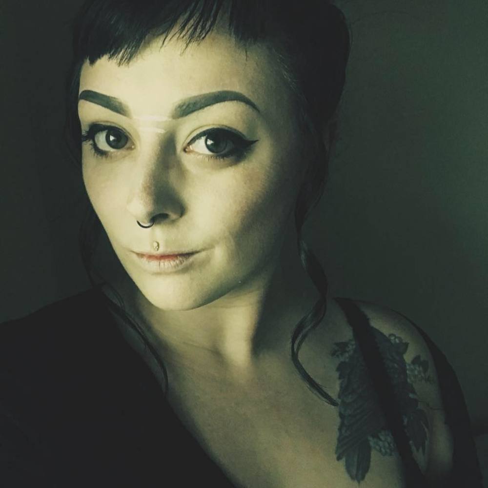 Meet your Posher, Karri